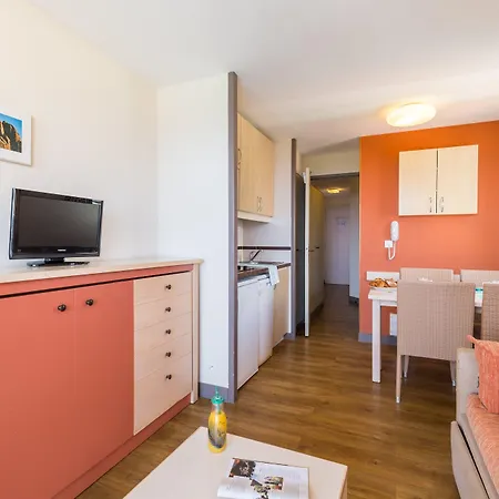 Village Pierre & Cap Esterel 3* Saint-Raphaël