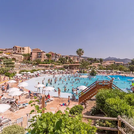 Kompleks wypoczynkowy Village Pierre & Cap Esterel