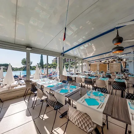Village Pierre & Cap Esterel - Raphael Village Kompleks wypoczynkowy 3*