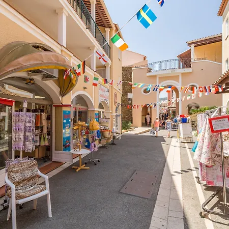 Village Pierre & Cap Esterel 3* Saint-Raphaël