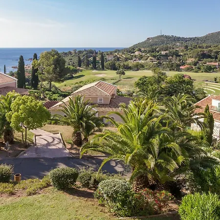 Village Pierre & Cap Esterel - Raphael Village Semesterpark
