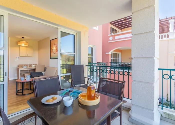 Village Pierre & Cap Esterel Semesterpark Saint-Raphaël