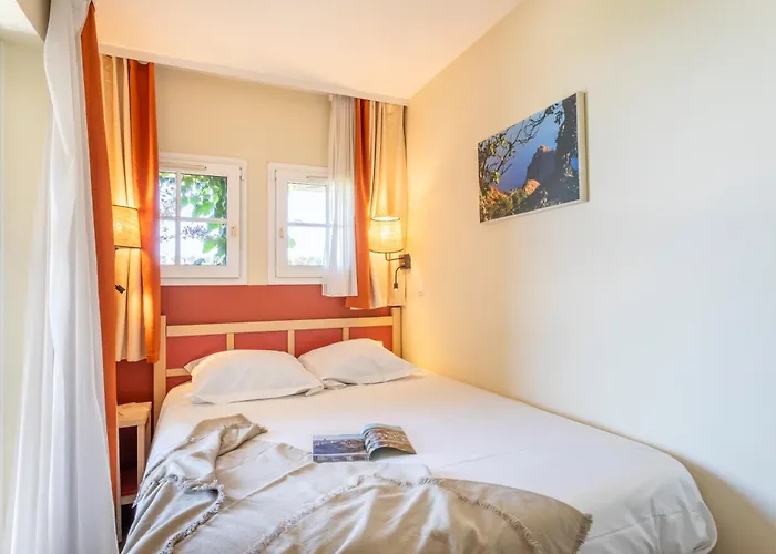 Village Pierre & Cap Esterel Semesterpark Saint-Raphaël