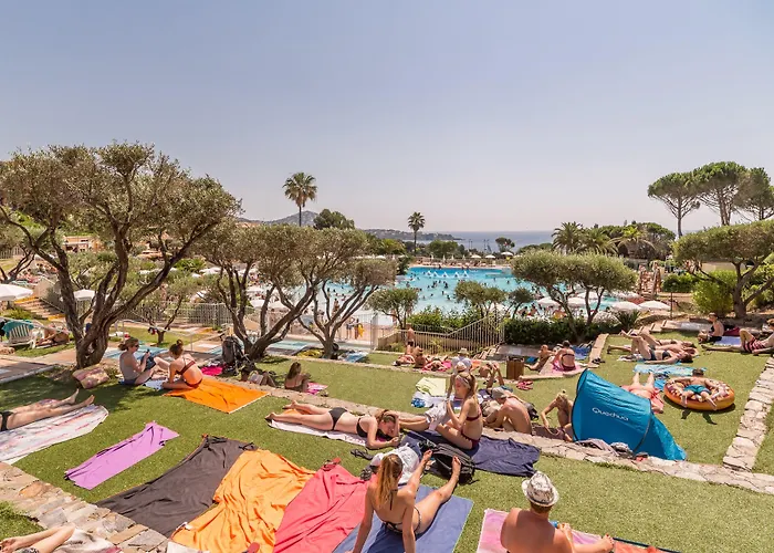 Village Pierre & Cap Esterel 3*